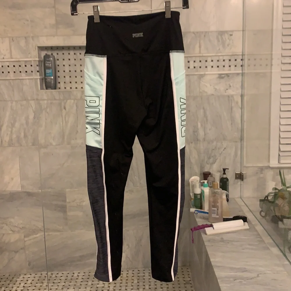 PINK workout pants - Picture 6 of 10